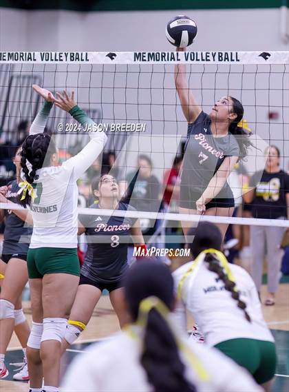 Thumbnail 2 in Pioneer @ Pharr-San Juan-Alamo Memorial photogallery.