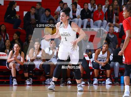 Thumbnail 2 in Mater Dei vs. Bishop Montgomery (Battle at the Beach) photogallery.