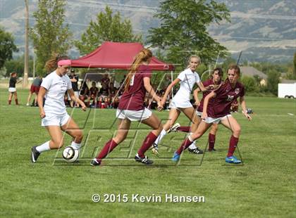 Thumbnail 3 in Maple Mountain @ Davis photogallery.