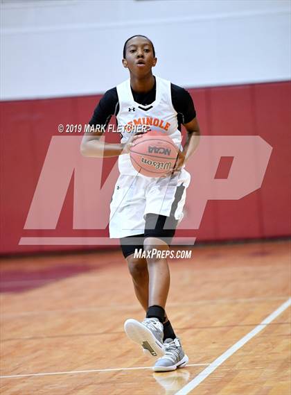 Thumbnail 3 in Seminole vs Middleburg (Florida Prospects Holiday Classic) photogallery.