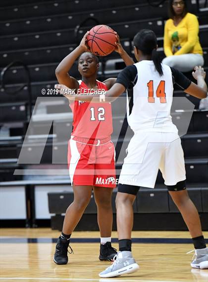 Thumbnail 1 in Seminole vs Middleburg (Florida Prospects Holiday Classic) photogallery.