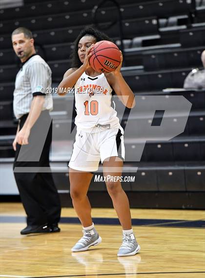 Thumbnail 1 in Seminole vs Middleburg (Florida Prospects Holiday Classic) photogallery.