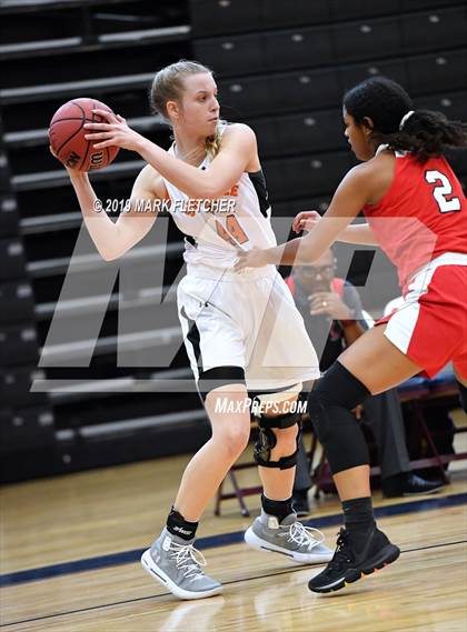 Thumbnail 1 in Seminole vs Middleburg (Florida Prospects Holiday Classic) photogallery.