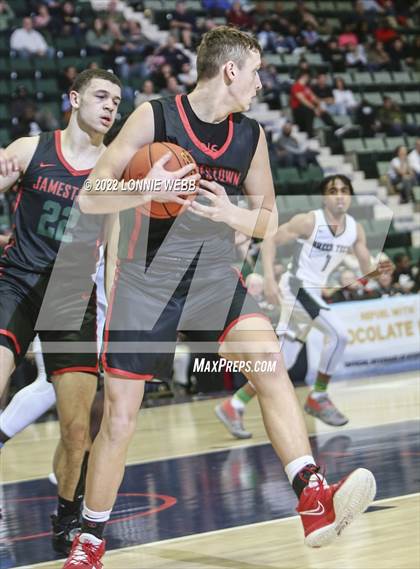 Thumbnail 2 in Jamestown vs Green (NYSPHSAA Class AA Semifinal) photogallery.