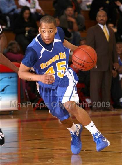 Thumbnail 3 in Verbum Dei vs. North (Sea Hawk Classic) photogallery.