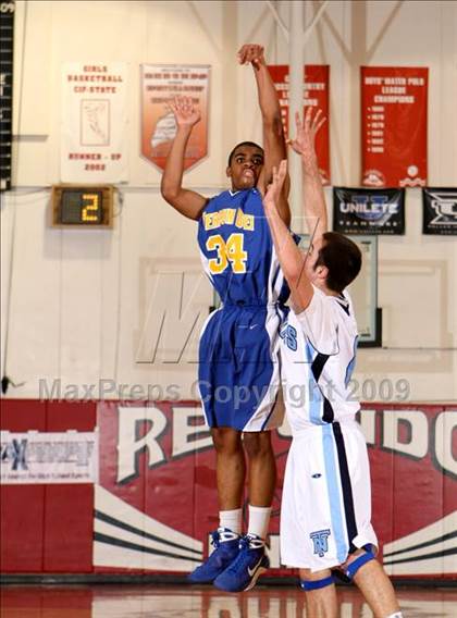 Thumbnail 2 in Verbum Dei vs. North (Sea Hawk Classic) photogallery.