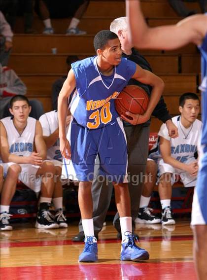 Thumbnail 3 in Verbum Dei vs. North (Sea Hawk Classic) photogallery.