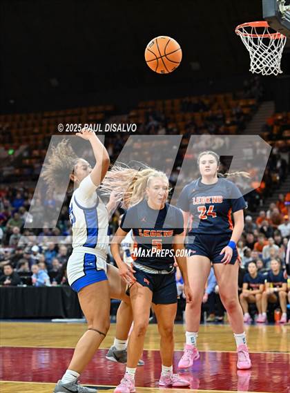 Thumbnail 1 in Legend @ Grandview (CHSAA 6A State Final) photogallery.