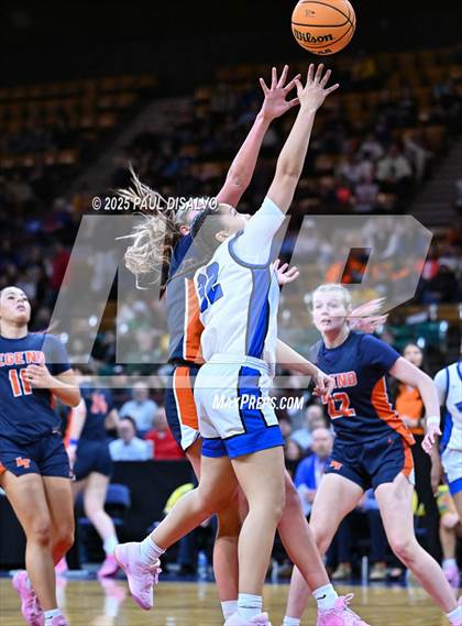 Thumbnail 2 in Legend @ Grandview (CHSAA 6A State Final) photogallery.