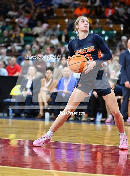 Thumbnail 3 in Legend @ Grandview (CHSAA 6A State Final) photogallery.