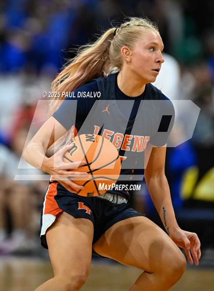 Thumbnail 3 in Legend @ Grandview (CHSAA 6A State Final) photogallery.