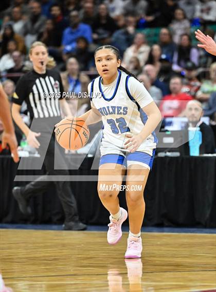 Thumbnail 3 in Legend @ Grandview (CHSAA 6A State Final) photogallery.