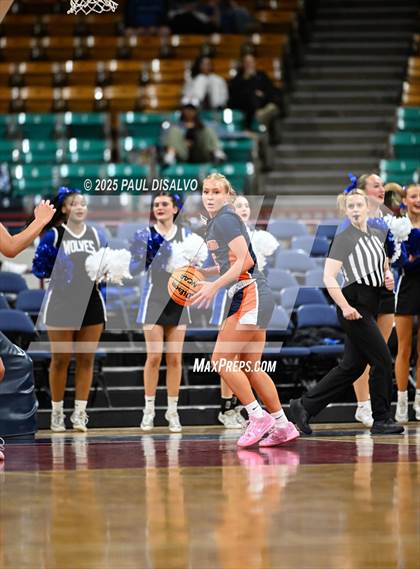 Thumbnail 2 in Legend @ Grandview (CHSAA 6A State Final) photogallery.