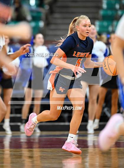 Thumbnail 1 in Legend @ Grandview (CHSAA 6A State Final) photogallery.