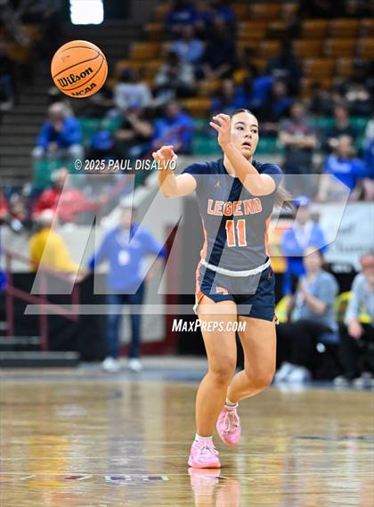 Thumbnail 2 in Legend @ Grandview (CHSAA 6A State Final) photogallery.