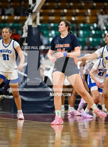 Thumbnail 3 in Legend @ Grandview (CHSAA 6A State Final) photogallery.