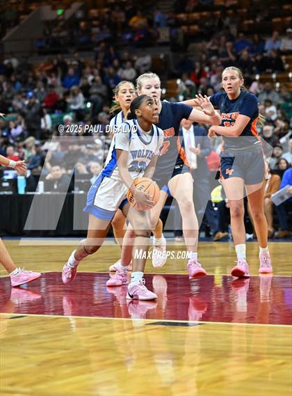 Thumbnail 1 in Legend @ Grandview (CHSAA 6A State Final) photogallery.