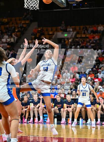 Thumbnail 3 in Legend @ Grandview (CHSAA 6A State Final) photogallery.