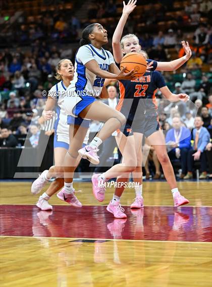 Thumbnail 2 in Legend @ Grandview (CHSAA 6A State Final) photogallery.