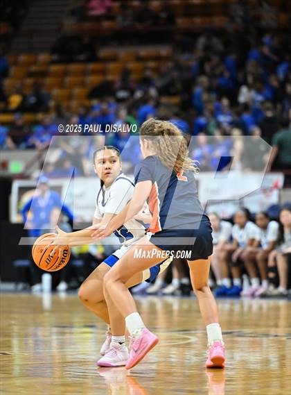 Thumbnail 2 in Legend @ Grandview (CHSAA 6A State Final) photogallery.