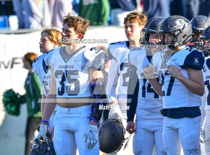 Thumbnail 2 in Pulaski Academy vs. Little Rock Christian Academy (AAA 5A Final) photogallery.