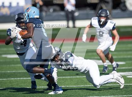 Thumbnail 2 in Pulaski Academy vs. Little Rock Christian Academy (AAA 5A Final) photogallery.