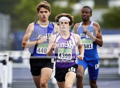 Thumbnail 3 in Bob Hayes Invitational (1600 Meters) photogallery.