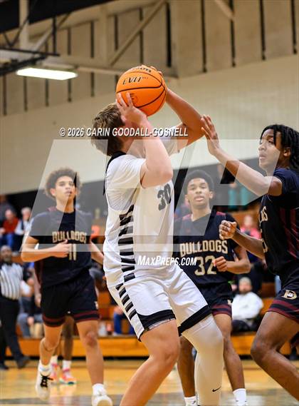 Thumbnail 3 in JV: Dixon @ Havelock photogallery.