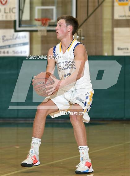 Thumbnail 2 in Weed vs. Fall River (CIF Northern Section D6 Final) photogallery.