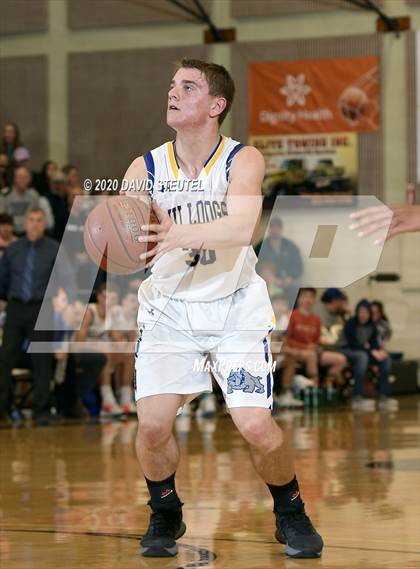 Thumbnail 2 in Weed vs. Fall River (CIF Northern Section D6 Final) photogallery.
