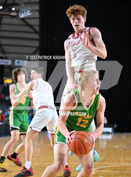 Thumbnail 2 in Mount Si vs. Richland (WIAA State Quarterfinal) photogallery.