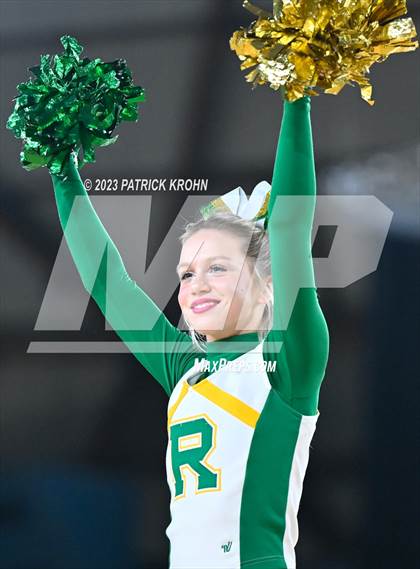 Thumbnail 1 in Mount Si vs. Richland (WIAA State Quarterfinal) photogallery.
