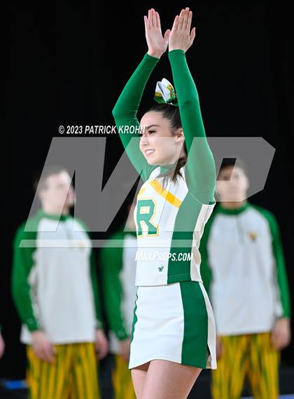 Thumbnail 3 in Mount Si vs. Richland (WIAA State Quarterfinal) photogallery.