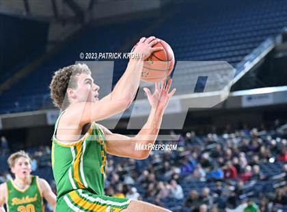 Thumbnail 2 in Mount Si vs. Richland (WIAA State Quarterfinal) photogallery.