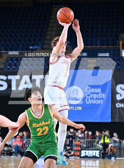 Thumbnail 3 in Mount Si vs. Richland (WIAA State Quarterfinal) photogallery.