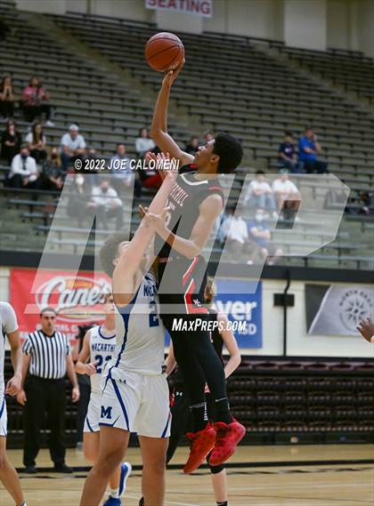 Thumbnail 3 in MacArthur [Douglas] vs Churchill photogallery.