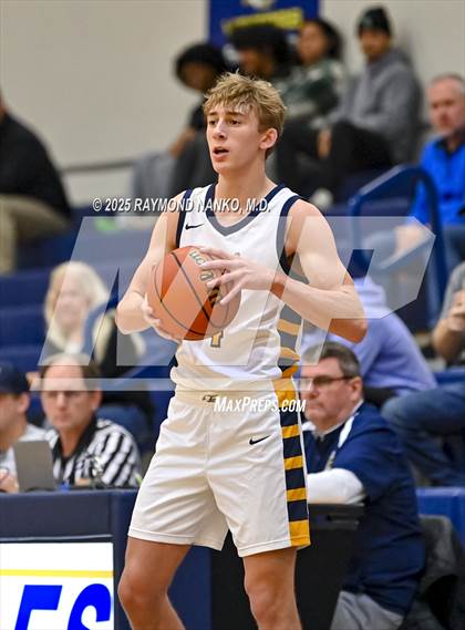 Thumbnail 3 in Fort Wayne South Side @ Delta (Delta Holiday Classic) photogallery.