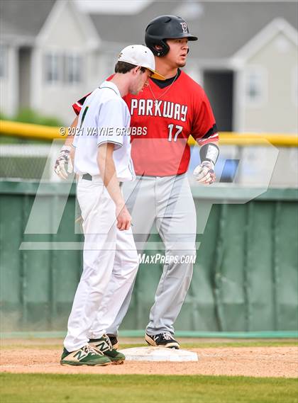 Thumbnail 1 in Parkway @ Captain Shreve photogallery.