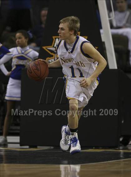 Thumbnail 1 in Dixie Heights vs. Newport Central Catholic (Ninth Region Tournament) photogallery.