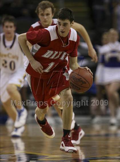 Thumbnail 3 in Dixie Heights vs. Newport Central Catholic (Ninth Region Tournament) photogallery.