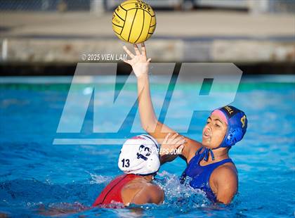 Thumbnail 1 in American @ Foothill photogallery.