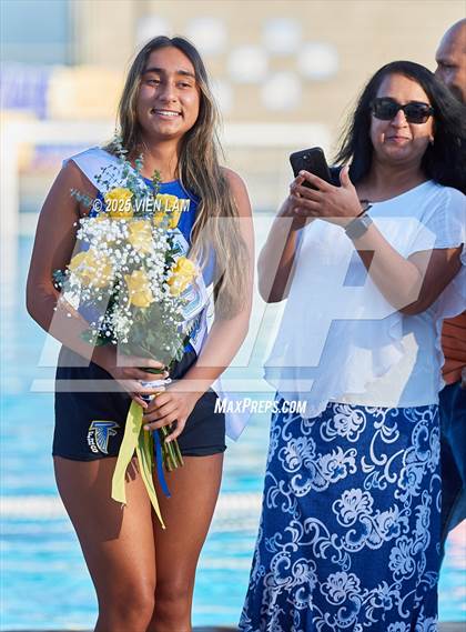 Thumbnail 1 in American @ Foothill photogallery.