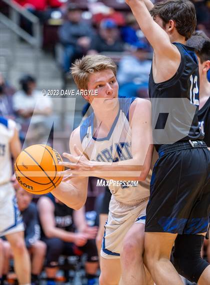 Thumbnail 2 in Rich vs. Panguitch (UHSAA 1A Quarterfinal) photogallery.