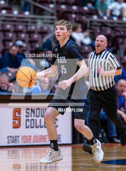 Thumbnail 3 in Rich vs. Panguitch (UHSAA 1A Quarterfinal) photogallery.
