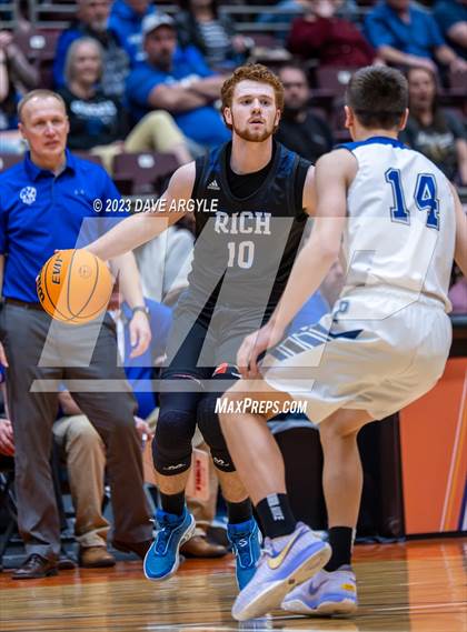 Thumbnail 2 in Rich vs. Panguitch (UHSAA 1A Quarterfinal) photogallery.