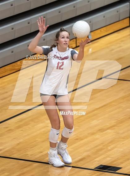Thumbnail 3 in Maple Mountain vs. Mountain Ridge (Rocky Mountain Champions Classic) photogallery.