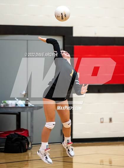 Thumbnail 2 in Maple Mountain vs. Mountain Ridge (Rocky Mountain Champions Classic) photogallery.