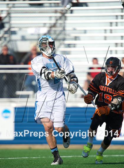 Thumbnail 2 in Oceanside vs Hicksville (Section XIII Class A Quarterfinal) photogallery.