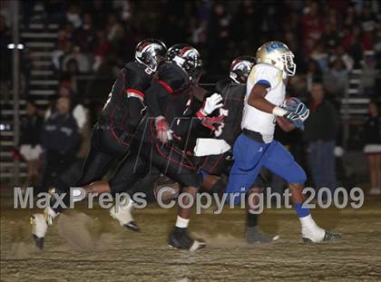 Thumbnail 3 in Arleta vs. El Camino Real (CIF LA City Section Playoffs) photogallery.