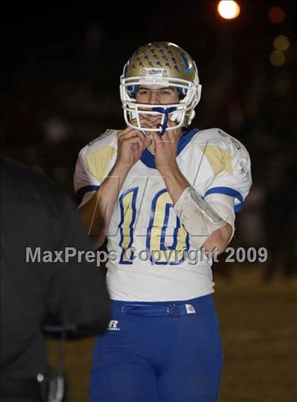Thumbnail 3 in Arleta vs. El Camino Real (CIF LA City Section Playoffs) photogallery.